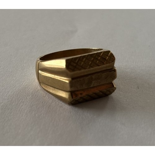 44 - 18ct Gold Ring 15.7g approx size W, stamped '18k 750'