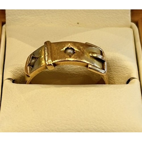 59 - 18ct Gold Ring in the form of a belt with Seed Pearl Details 4.7g approx Size M