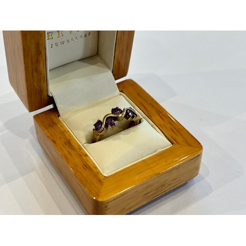 74 - 9ct Gold & Amethyst Ring 4.7g approx size L