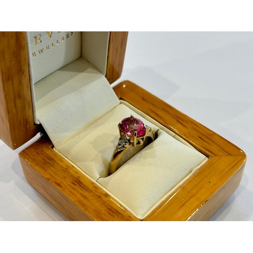 70 - 9ct Gold Pink Topaz Ring 2.8g approx size N