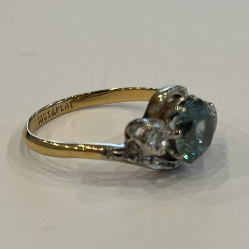 139 - 18ct Gold & Platinum Set Aquamarine & Diamond Ring 3.3g,