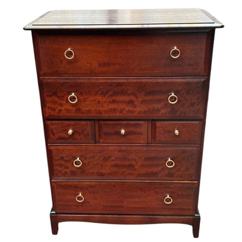 229 - Stag Minstrel 5-piece bedroom suite comprising Chest of Drawers, Bed Frame, Pair of Bedside Chests, ... 