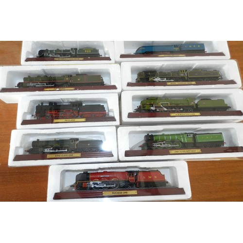 Thirteen static 00 gauge train models, quantity of track (13)