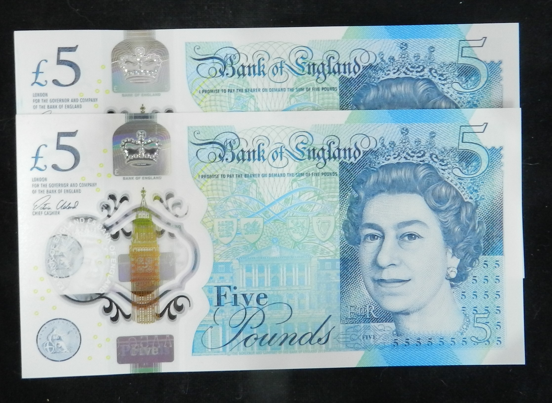 Banknotes. (2) £5 plastic note. First Issue. 2016. AA56 665990 to ...