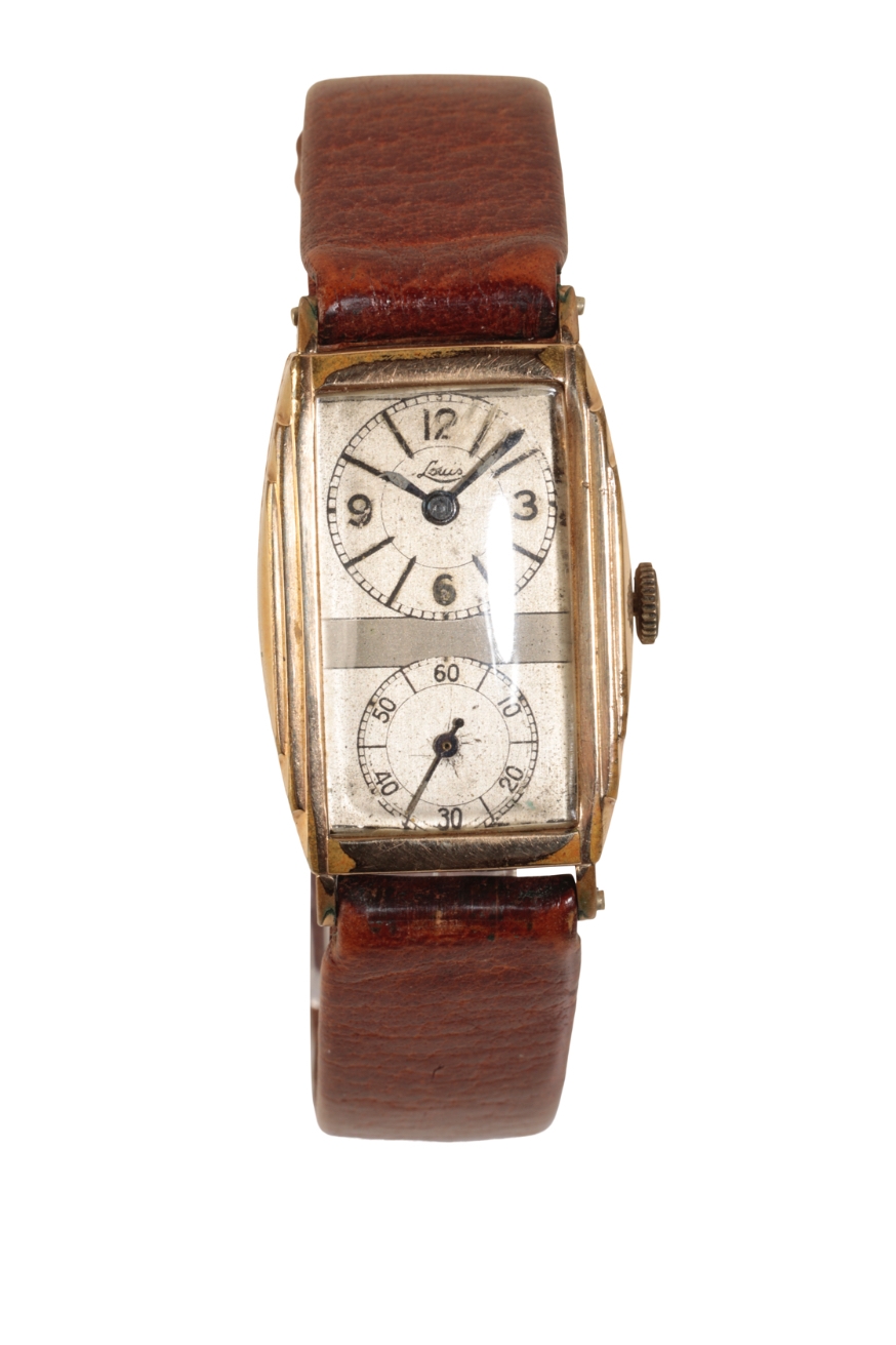 LOUIS PICARD GOLD PLATED GENTLEMANS WRISTWATCH the rectangular case with manual wind movement two to