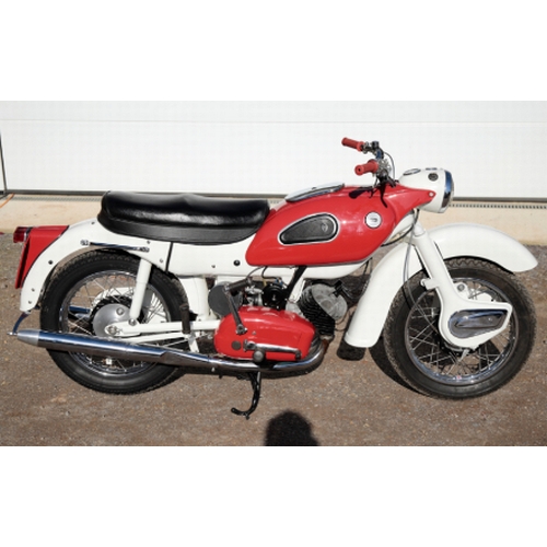 17 - 1961 ARIEL ARROW. Registration Number: WDP 329, Chassis Number: T18140T, Engine Number: T18140T. The... 