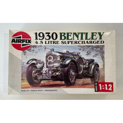 208 - AN AIRFIX 1930 4.5 LITRE SUPERCHARGED BENTLEY MODEL KIT 1:12 scale, and two further Airfix 1930 4.5 ... 