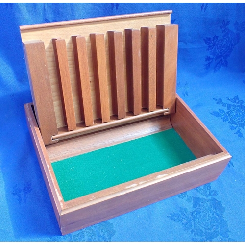 212 - A CIGAR BOX, WITH HINGED LID the top walnut veneered 29cm wide