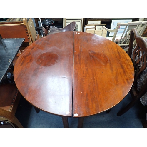 686 - A PAIR OF GEORGE III MAHOGANY 'D' -END TABLES from a dining table each 123cm wide