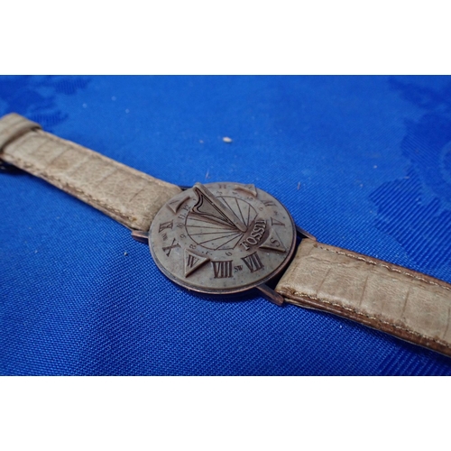 412 - A QUANTITY OF MIXED WRISTWATCHES including a Fossil sundial