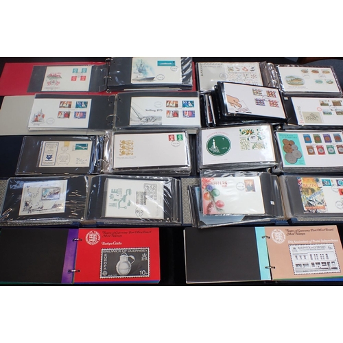 477 - A COLLECTION OF FIRST DAY COVERS in albums