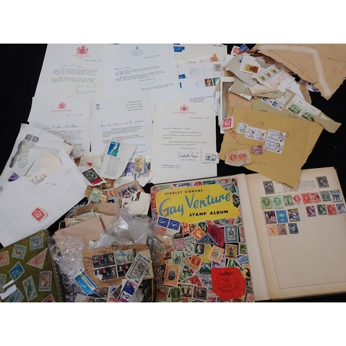 480 - A COLLECTION OF STAMPS, AND LETTERS FROM THE ROYAL HOUSEHOLD (the stamps mostly loose)