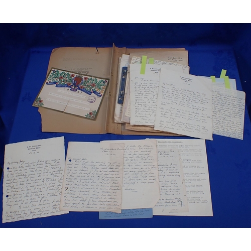 490 - A COLLECTION OF WW II CORRESPONDANCE BETWEEN TWO 'SWEETHEARTS' with other early 20th century letters