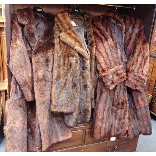 157 - A COLLECTION OF FUR COATS various (6)