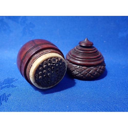 512 - A COQUILLA NUT NUTMEG GRATER