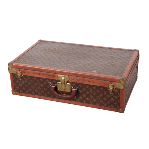 45 - LOUIS VUITTON: A MATCHED PAIR OF TRAVEL CASES circa 1960's, both cases with 