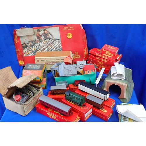 138 - A COLLECTION OF TRI-ANG RAILWAY including scenery, carriages and other similar (some of the boxes ar... 