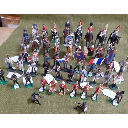 165 - A COLLECTION OF HAND PAINTED MODEL SOLDIERS Delprado and other makers, various dates and campaigns r... 