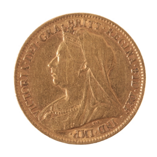 11 - AN 1895 QUEEN VICTORIA GOLD HALF SOVEREIGN the reverse with St. George and the Dragon (c.3.96grams)