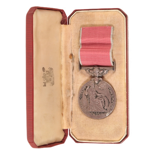 356 - CASED EII BRITISH EMPIRE MEDAL TO MOSES PERKS BEM impressed Moses Perks.

Condition EF