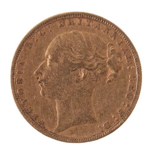 9 - AN 1880 QUEEN VICTORIA GOLD SOVEREIGN with the reverse of St. George and the Dragon (c.7.89grams)