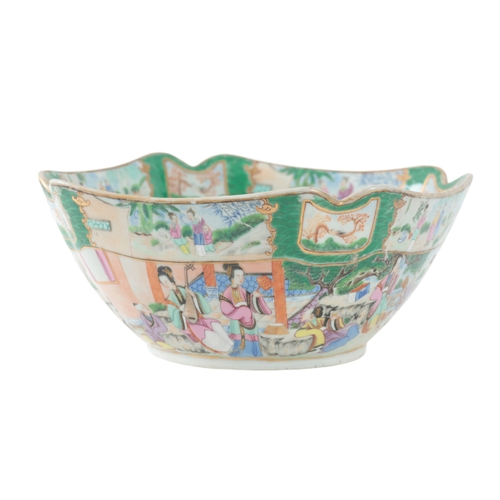 105 - A CANTONESE FAMILLE VERTE SQUARE BOWL Qing, with inverted corners enamelled in polychrome with elega... 