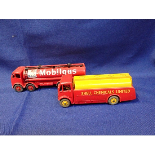 170 - DINKY LOW LOADER, SHELL, WEETABIX, FIRE ENGINE ambulance, and others, good condition