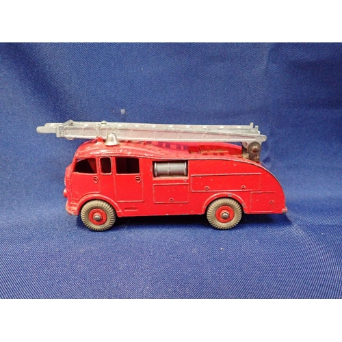 170 - DINKY LOW LOADER, SHELL, WEETABIX, FIRE ENGINE ambulance, and others, good condition