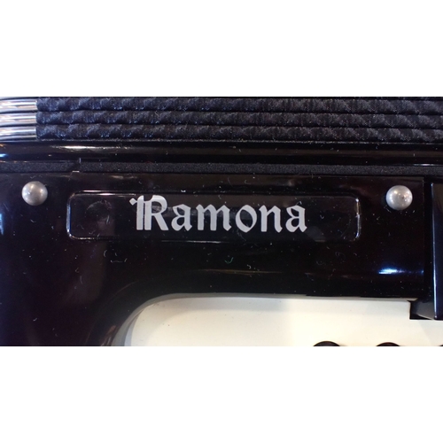 202 - A GUERRINI RAMONA QUATTRO ACCORDION cased