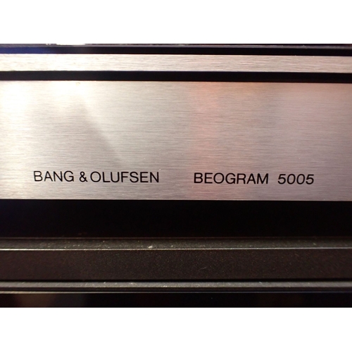 207 - A BANG & OLUFSEN BEOSYSTEM 5000/5005 with a set of speakers of tapered polygonal form, and a Loewe s... 