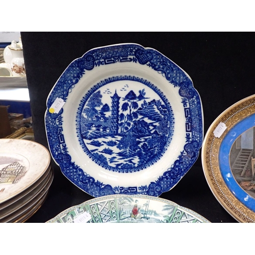 93 - A COLLECTION OF DECORATIVE PLATES including a Pearlware pagoda pattern plate, majolica and others