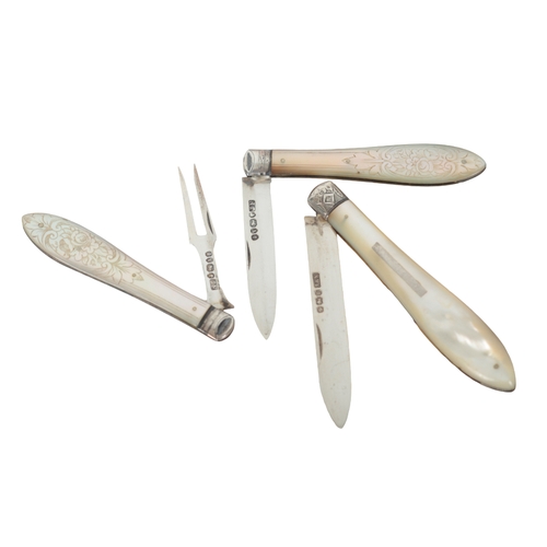 38 - A VICTORIAN SILVER AND MOTHER OF PEARL HANDLED POCKET FRUIT KNIFE and matching fruit fork, the silve... 