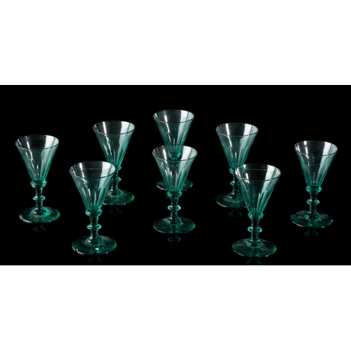 183 - A SET OF SIX WINE GLASSES AND ASSOCIATED DECANTER the decanter 36cm high, the glasses 11.5cm high (7... 