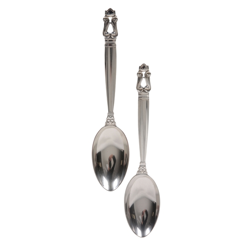 663 - GEORG JENSEN: A SILVER HANDLED 'ACORN' CUTLERY SERVICE designed by Johan Rohde, comprising twelve sp... 