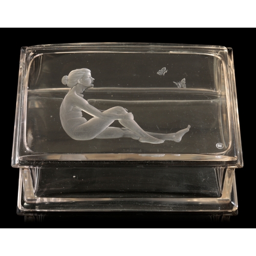 540 - OTTO HOFNER (1879-1946) FOR J. & L. LOBMEYR, VIENNA: A COVERED GLASS BOX c. 1905, the cover decorate... 