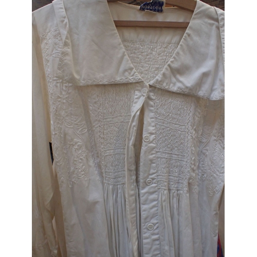 173 - A COLLECTION OF VINTAGE WHITE LINEN GARMENTS (7)