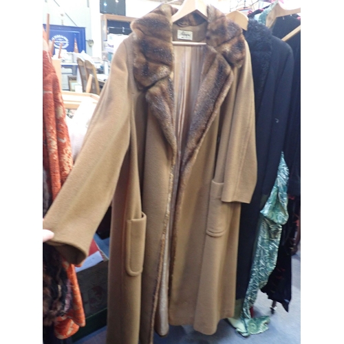 194 - THREE VINTAGE COATS (3)