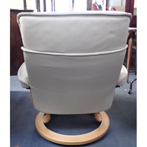 622 - A 'STRESSLESS' CREAM LEATHER CHAIR