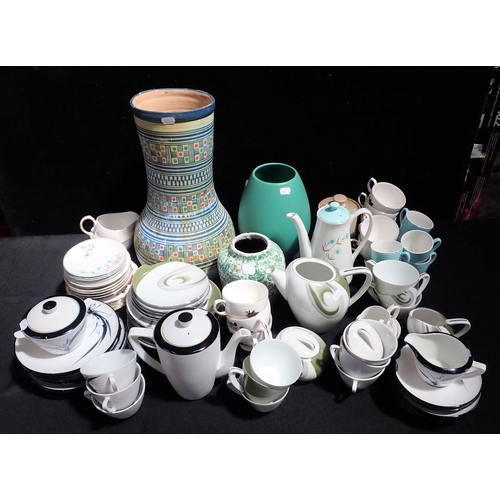 28 - A QUANTITY OF CERAMICS including a 'Kohzan China' Japanese tea set, other tea and coffee ware, and o... 