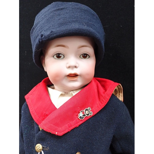 232 - SIMON & HALBIG 122 DOLL 85 cms high, with clothing of the period