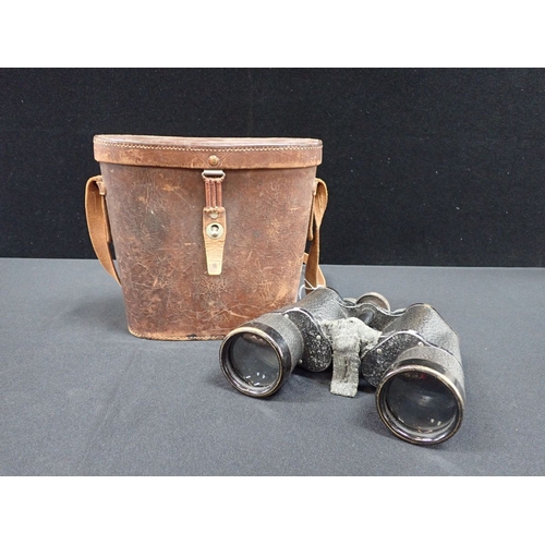 291 - A PAIR OF CARL ZEISS JENA BINOCULARS Binochtem 7 x 50. In original marked case