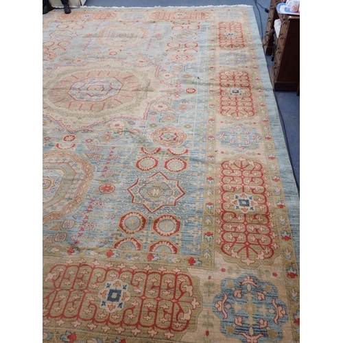 799 - A VERY LARGE TURKISH MAMLUK ZIEGLER CARPET (synthetic) 400 x 550cm