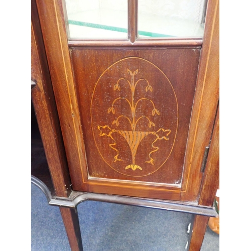 821 - AN EDWARDIAN INLAID DISPLAY CABINET with bowfront central section, lined with damask120cms wide