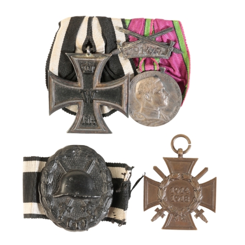 164 - GROUPING OF IMPERIAL GERMAN MEDAL 1914 Iron Cross 2nd class and Sachsen-Coburg Silver Merit Medal wi... 