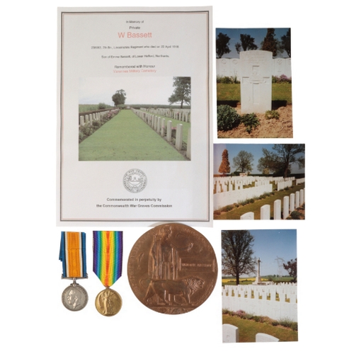 191 - A PAIR AND PLAQUE TO  PTE W BASSETT E YORK R Pair correctly impressed 7711 Pte W Bassett E York R
Pl... 