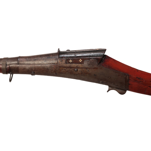 374 - A SNAPHAUNCE MUSKET with a full walnut stock, the steel barrel with swollen muzzle, steel ramrod, st... 