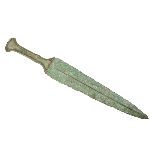 403 - A ROMAN 'PUGIO' DAGGER a Pugio was a side arm taken into battle alongside the Gladius, but was also ... 