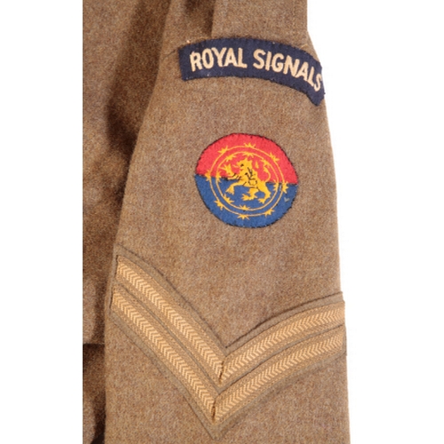 529 - ROYAL SIGNALS 1949 PATTERN BATTLE DRESS rank of corporal, shoulder titles and patches; Defence Medal... 