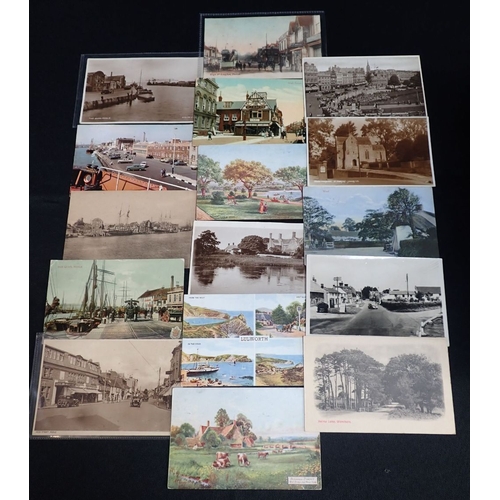 560 - POSTCARD ALBUMS AND LOOSE CARDS including a small collection of Poole and Dorset cards