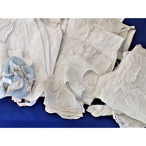 251 - A QUANTITY OF 19TH CENTURY BABY'S CLOTHES Provenance: From the family of Maud Ormiston of Whitchurch... 